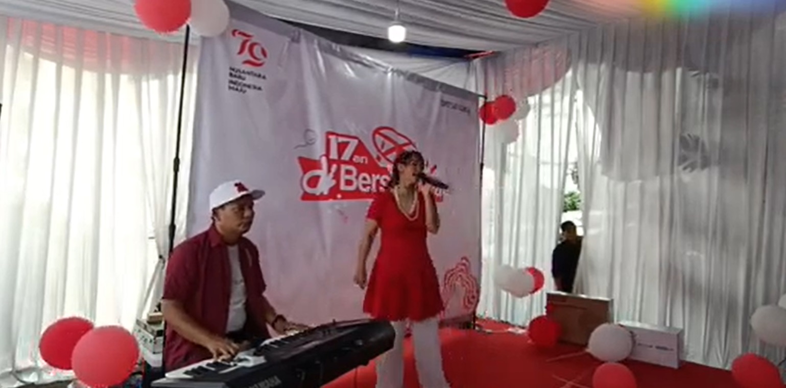 Sewa Organ Tunggal Tujuhbelasan di Kantor