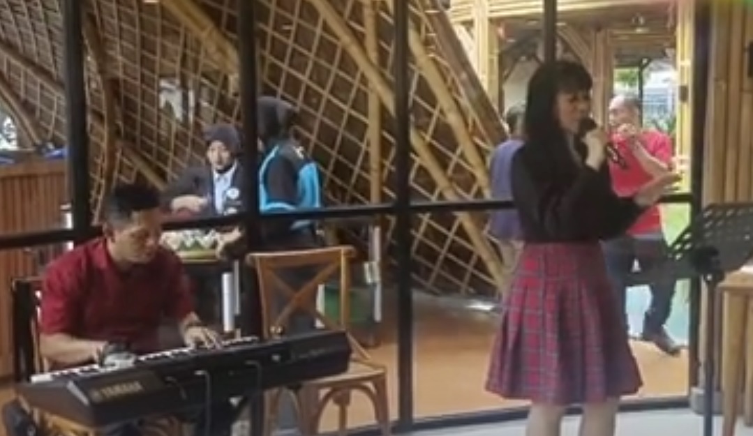 Sewa Organ Tunggal Keluarga Lagu Pop Dangdut Padang