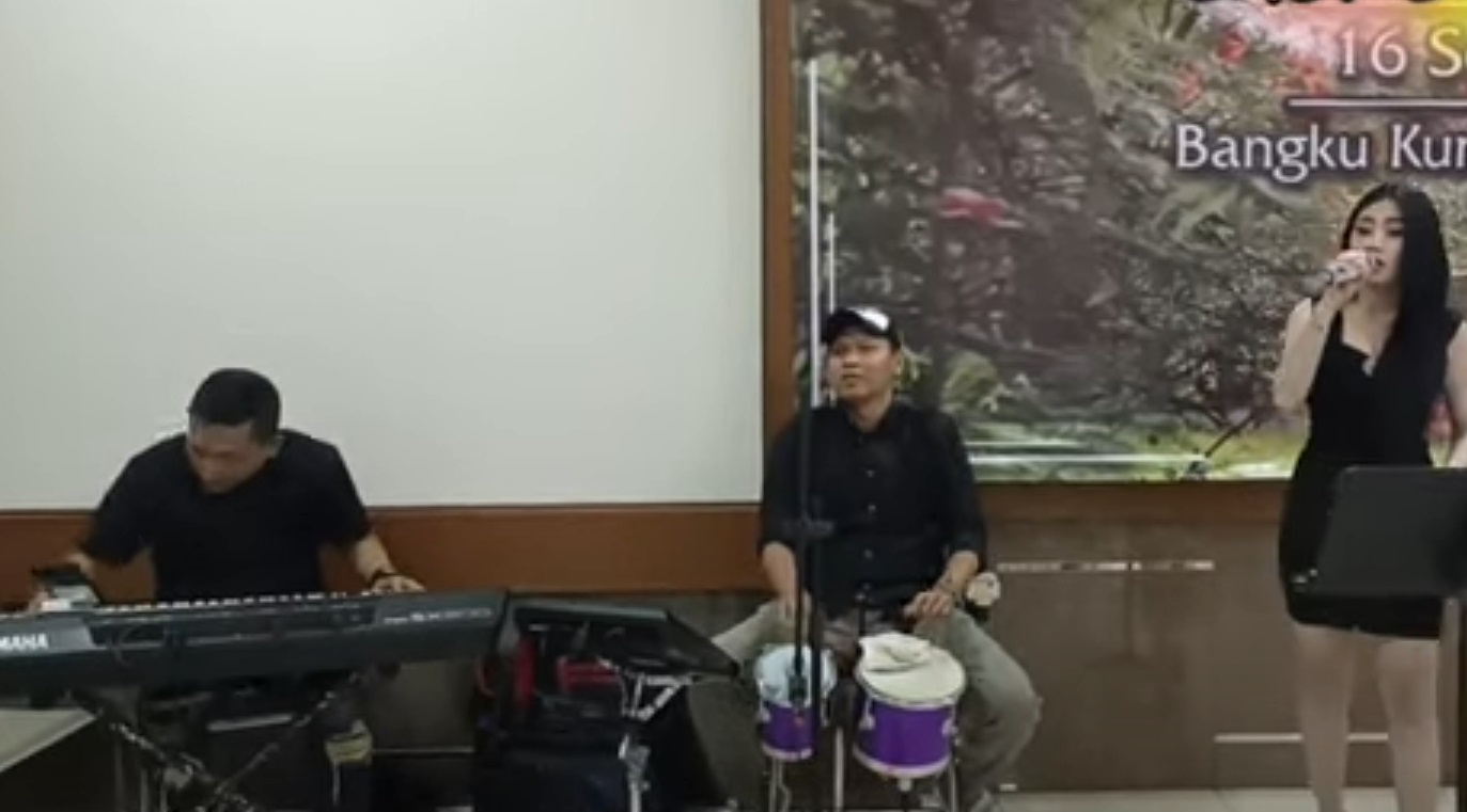 Sewa Organ Tunggal Rampak Dangdut di RM Padang Jakarta