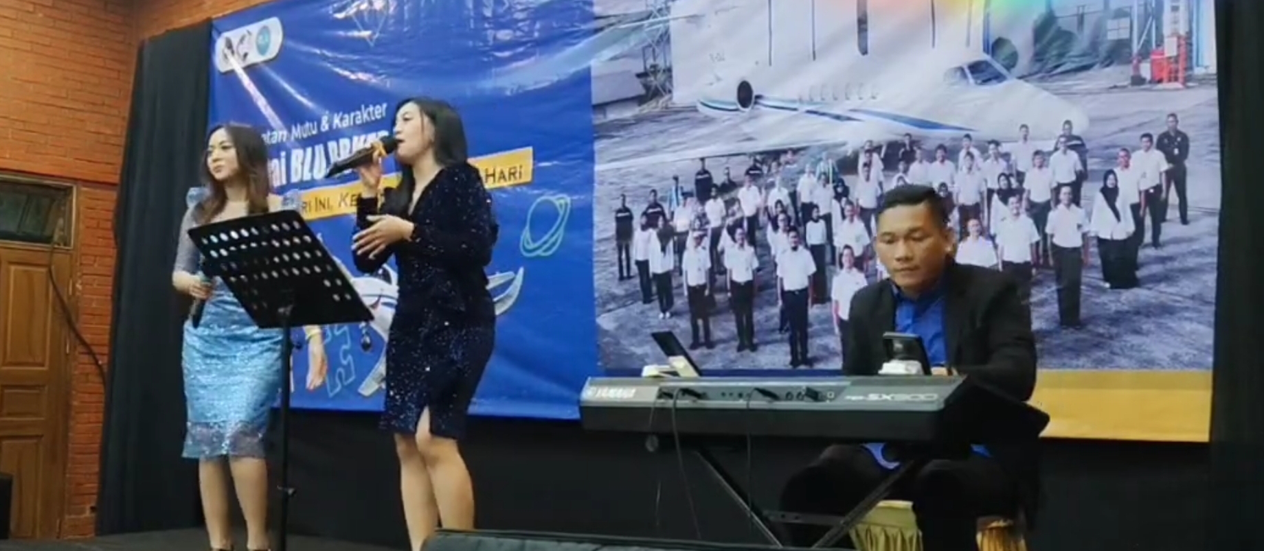 Sewa Organ Tunggal Gathering Kantor di Puncak